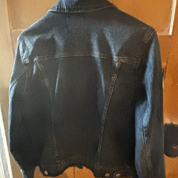 Old Navy Women’s Denim jacket - Picture 4 of 7